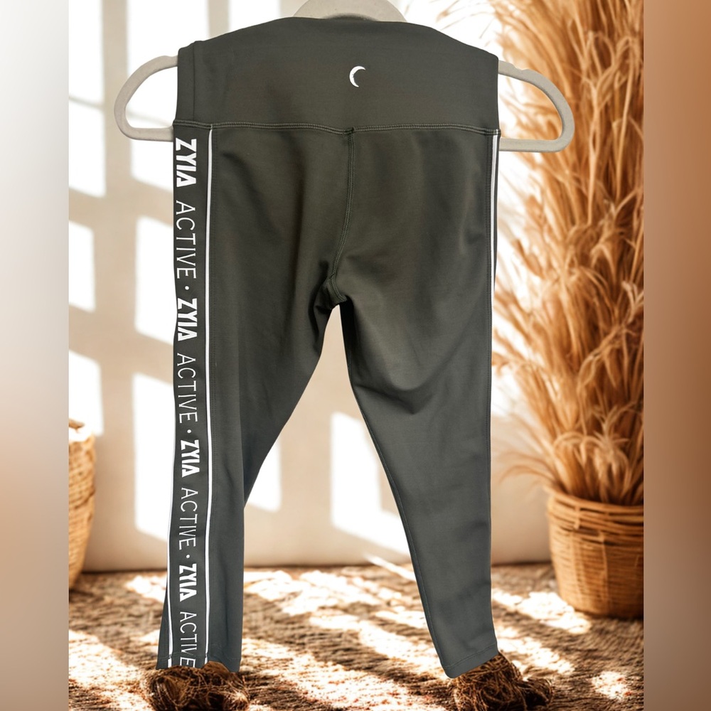 Zyia Active Olive Green Leggings